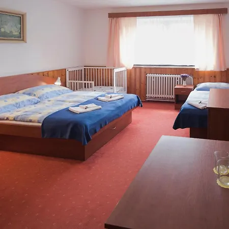 Hacienda Cert 2* Kořenov