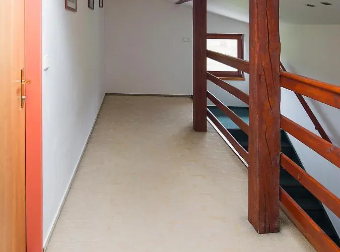 Hacienda Cert 2*