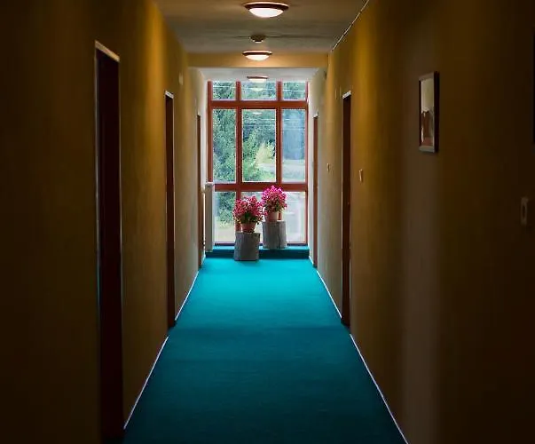 Hacienda Cert Hotell